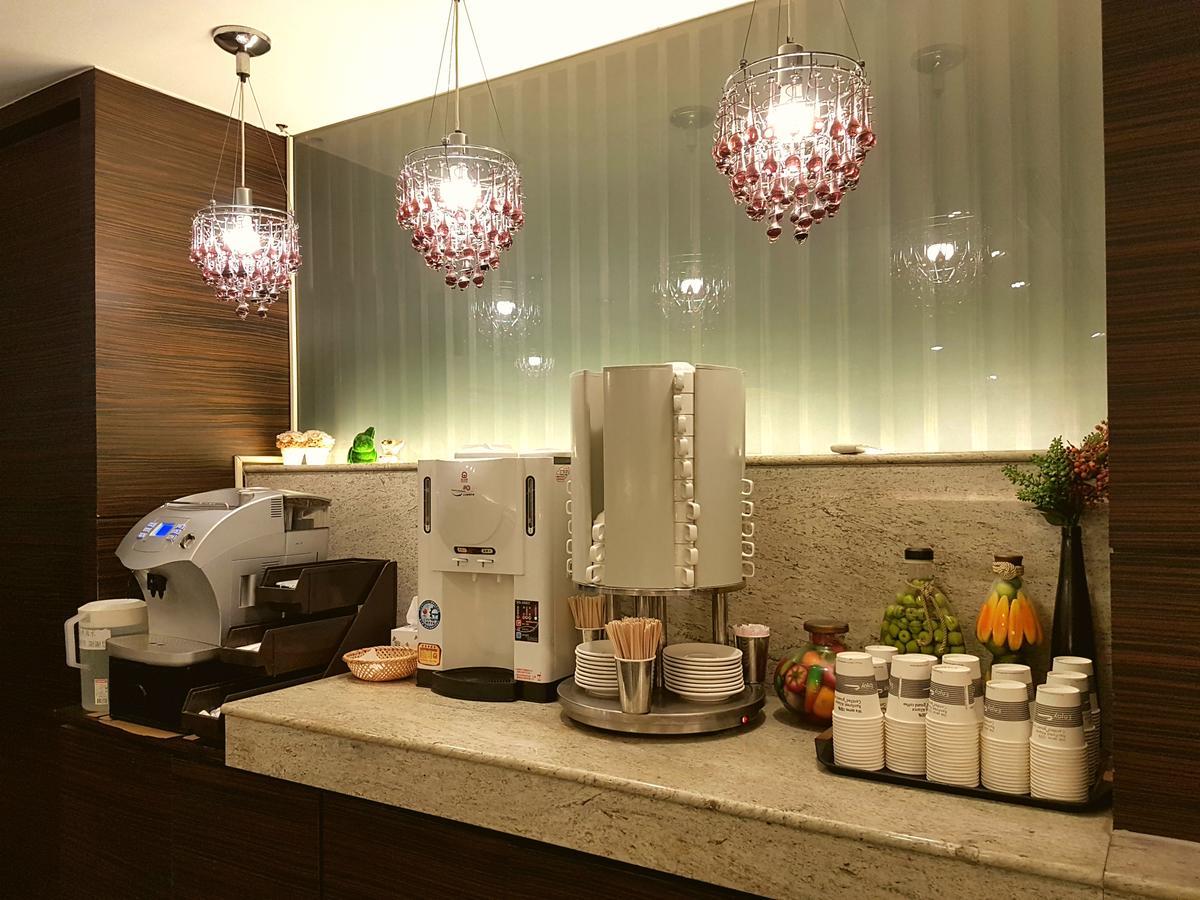 הואליין סיטי Unique Hotel מראה חיצוני תמונה